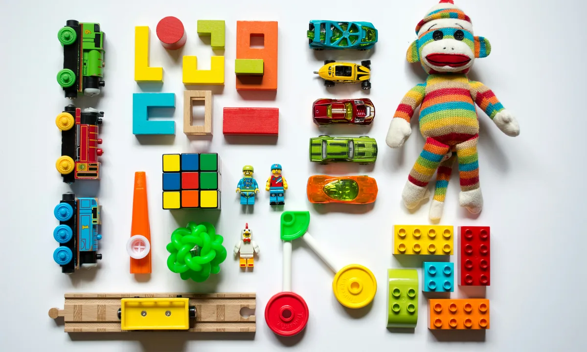 Juguetes y artículos infantiles organizados por categoría